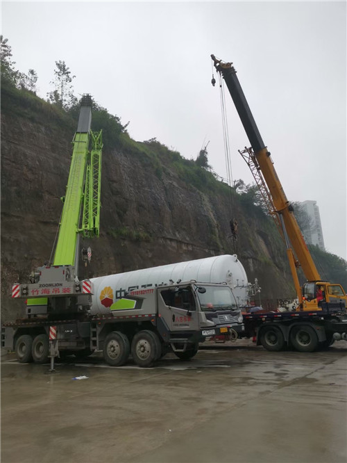 峡江县“不怕风雨冻”—— 吊车的 “恶劣环境适应” 技术